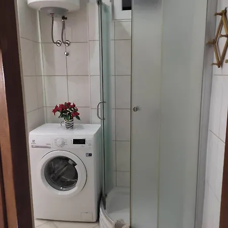 アパート Bari ブゼト